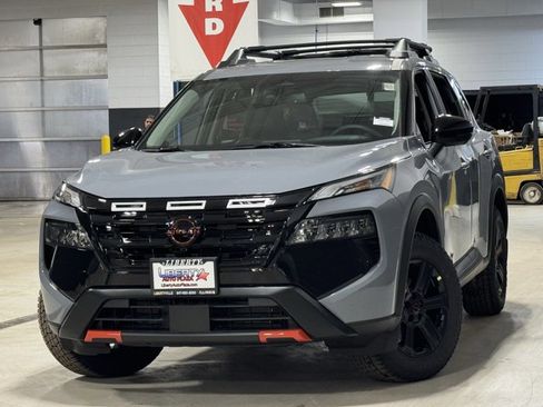 New 2026 Nissan Rogue SV image 31