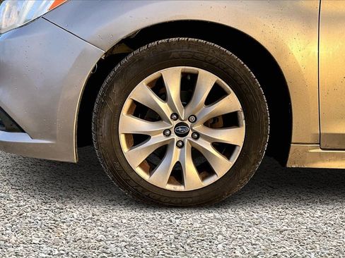 Used 2016 Subaru Legacy 2.5i image 9