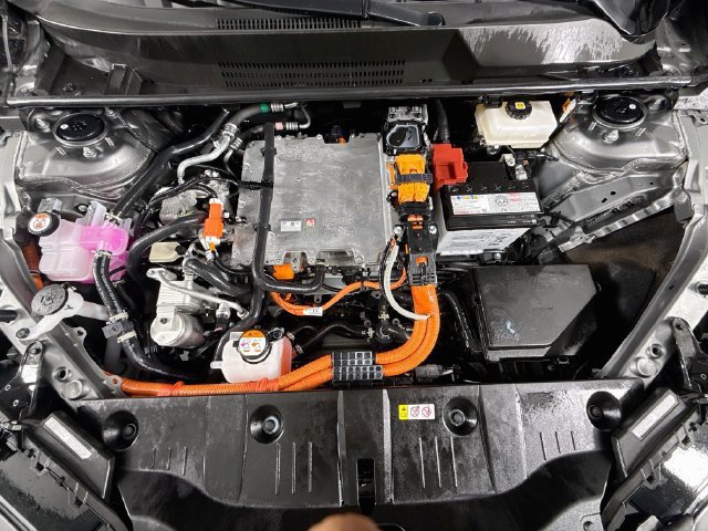 Certified 2026 Toyota bZ AWD/4WD image 32