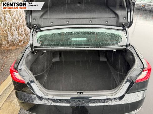 Used 2025 Toyota Camry LE image 37