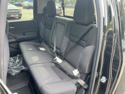 New 2026 Nissan Frontier SV w/ All-Weather Content Package AWD/4WD image 15