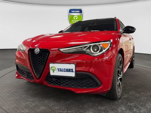 Used 2022 Alfa Romeo Stelvio Veloce AWD/4WD image 9