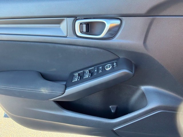 Used 2025 Honda Civic Sport image 22