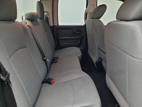 Used 2018 RAM 1500 Express w/ Express Value Package image 19