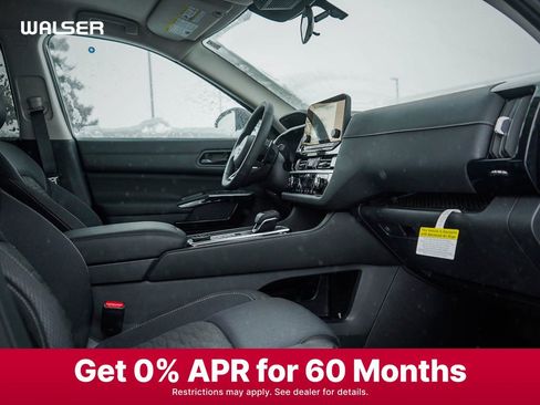 New 2025 Nissan Pathfinder SV w/ Black Appearance Package image 11