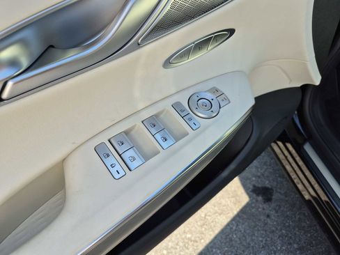 New 2025 Genesis Electrified GV70 Advanced w/ Prestige Package image 18