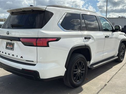 Used 2025 Toyota Sequoia SR5 image 7