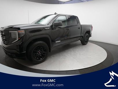 Used 2025 GMC Sierra 1500 Elevation