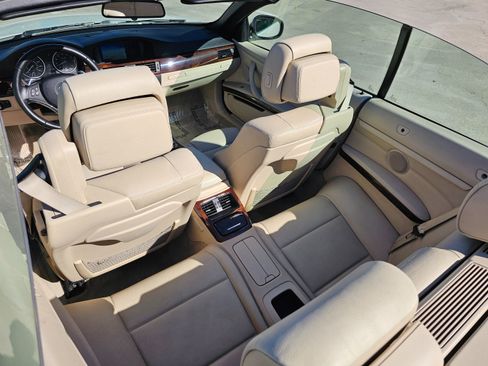 Used 2011 BMW 328i Convertible image 34