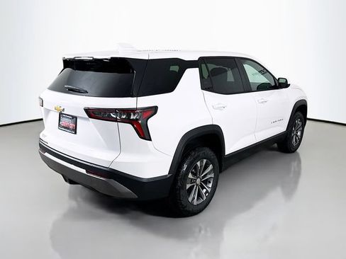 New 2026 Chevrolet Equinox LT w/ Convenience Package II AWD/4WD image 9