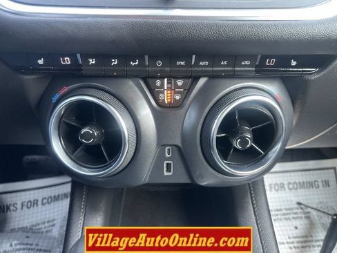 Used 2022 Chevrolet Blazer LT AWD/4WD image 20