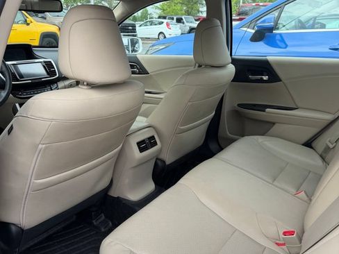 Used 2016 Honda Accord EX-L image 8