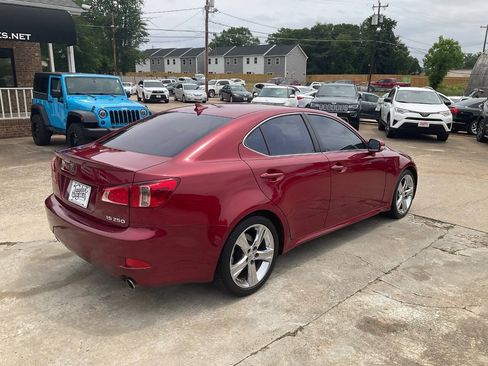 Used 2011 Lexus IS 250 w/ Premium Pkg Value Edition RWD image 3