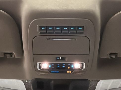 Used 2026 Ford F450 Platinum w/ Platinum Plus Package image 37