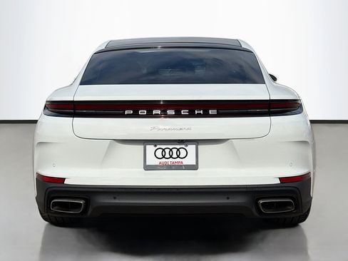 Used 2025 Porsche Panamera 4 image 4