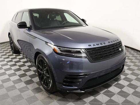 Certified 2026 Land Rover Range Rover Velar Dynamic SE AWD/4WD image 9
