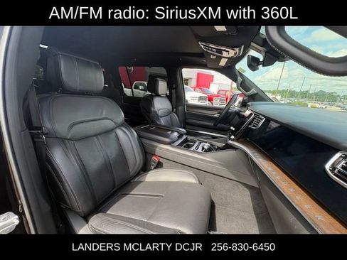 Used 2023 Jeep Grand Wagoneer 4WD image 11
