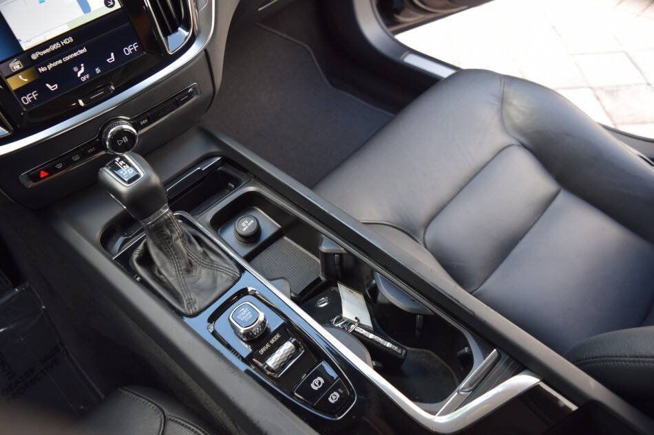 Used 2019 Volvo S60 T5 Momentum w/ Premium Package FWD image 58