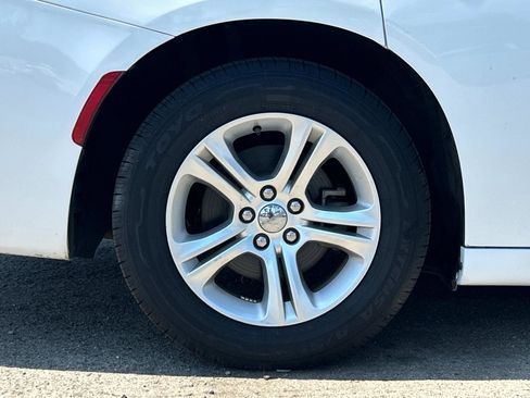 Used 2021 Dodge Charger SXT w/ Leather Interior Group image 27