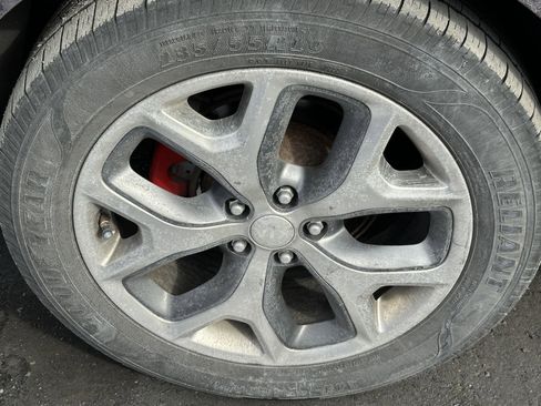 Used 2016 Kia Sorento SX image 9