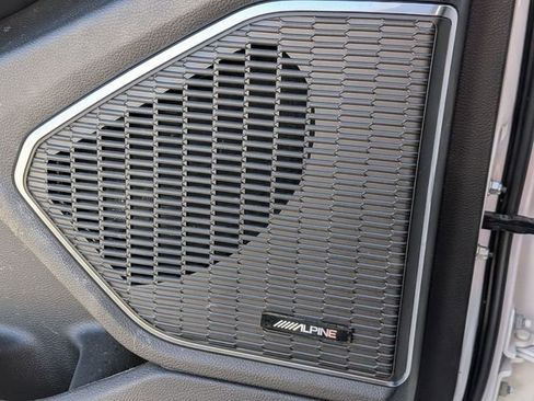 Certified 2023 Jeep Grand Cherokee Overland image 17