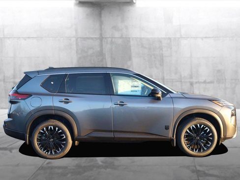 New 2026 Nissan Rogue SV image 5