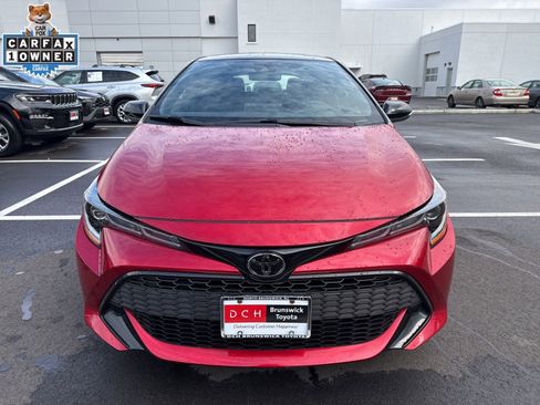 Used 2022 Toyota Corolla SE image 2
