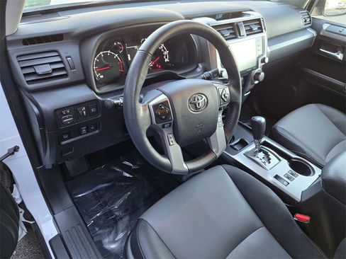Used 2024 Toyota 4Runner SR5 Premium image 19