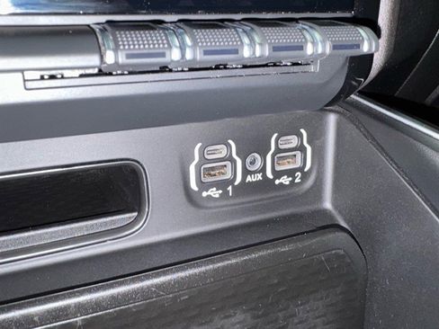Used 2020 RAM 1500 Big Horn AWD/4WD image 19
