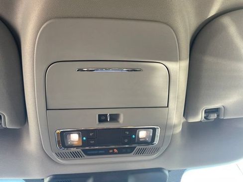 Used 2022 Ford F150 Lariat AWD/4WD image 19