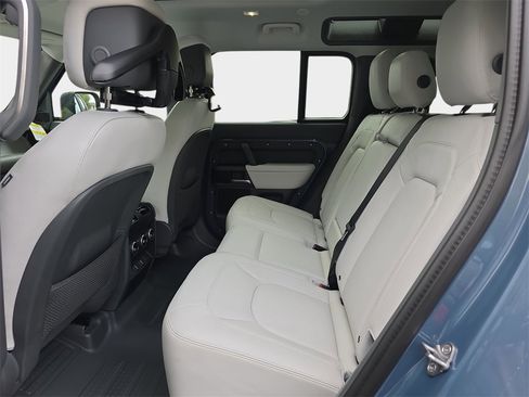 New 2026 Land Rover Defender 110 S image 13