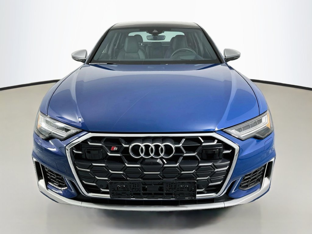 Used 2025 Audi S6 Prestige w/ Prestige Package AWD/4WD image 6
