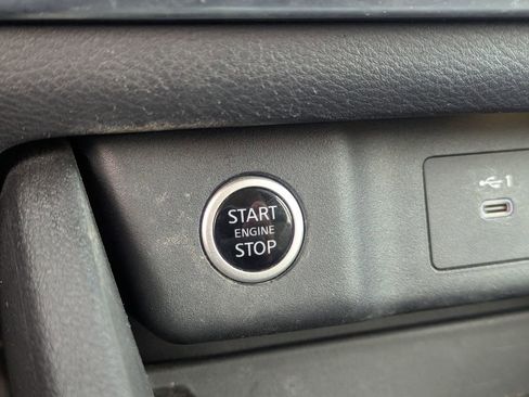 Used 2021 Nissan Rogue SV AWD/4WD image 17