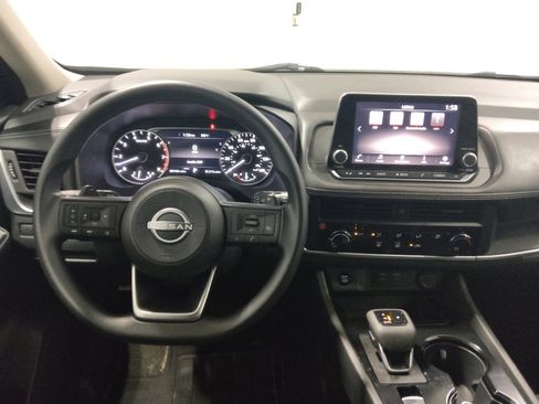 Used 2024 Nissan Rogue S AWD/4WD image 22