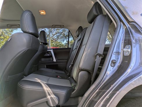 Used 2023 Toyota 4Runner SR5 Premium image 16