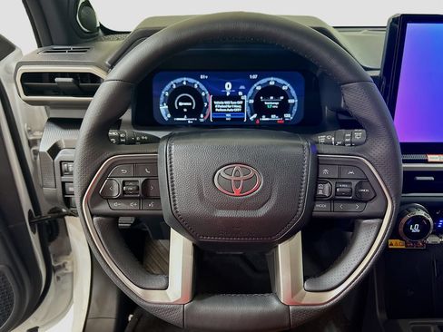 New 2026 Toyota 4Runner Limited AWD/4WD image 11