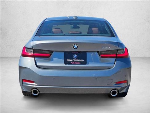Certified 2025 BMW 330i Sedan w/ Convenience Package image 6