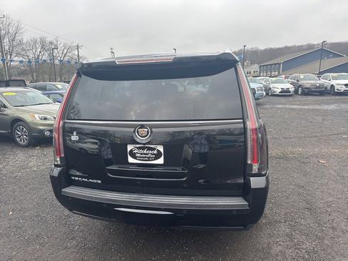 Used 2015 Cadillac Escalade ESV Luxury image 12
