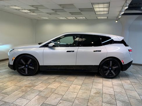 Used 2024 BMW iX M60 image 4