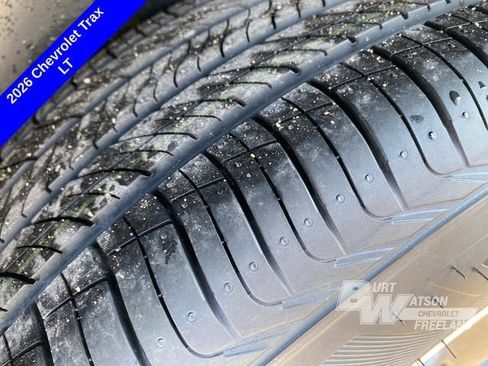 New 2026 Chevrolet Trax LT w/ Driver Confidence Package image 15