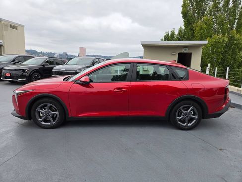 Certified 2025 Kia K4 FWD image 6