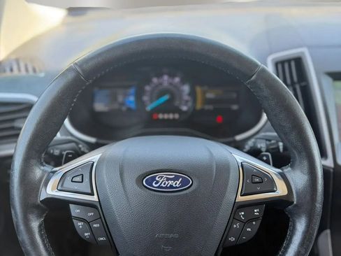 Used 2019 Ford Edge SEL w/ Equipment Group 201A AWD/4WD image 13