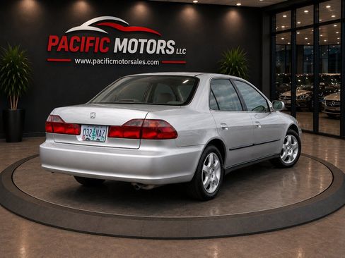 Used 1999 Honda Accord LX image 4