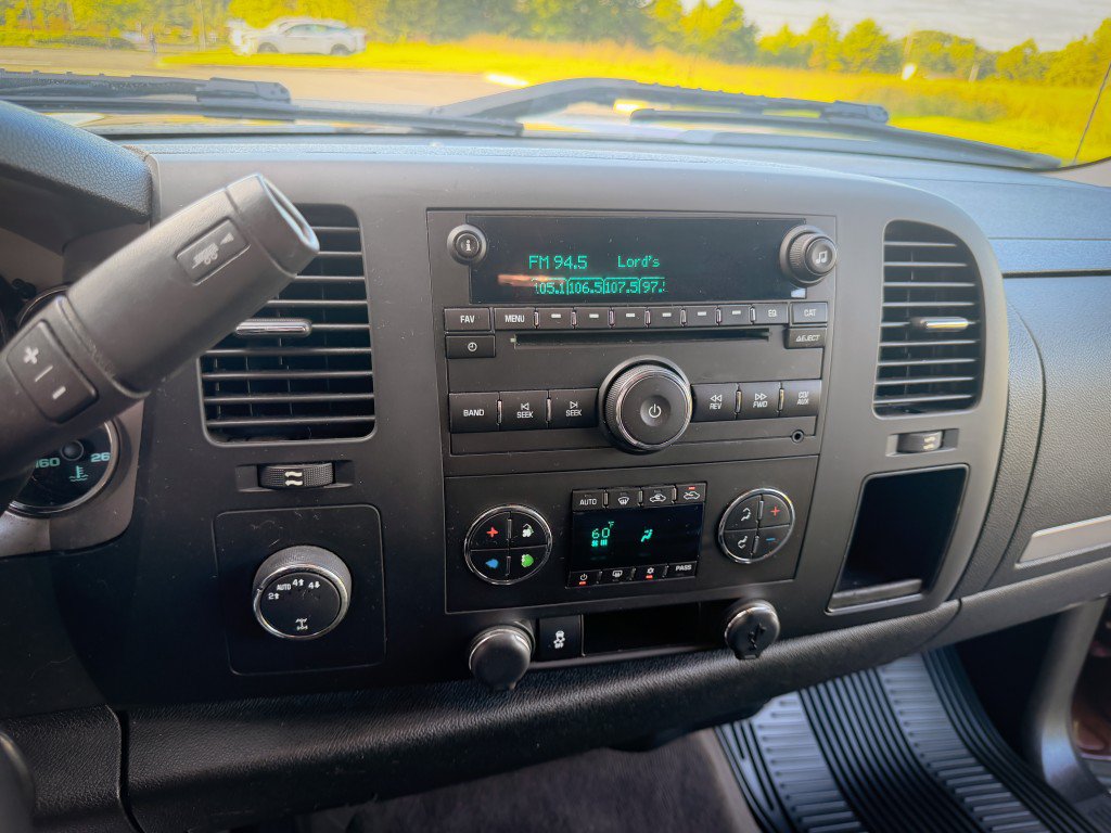 Used 2013 Chevrolet Silverado 1500 LT w/ All-Star Edition AWD/4WD image 20