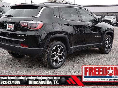 New 2026 Jeep Compass Limited image 5