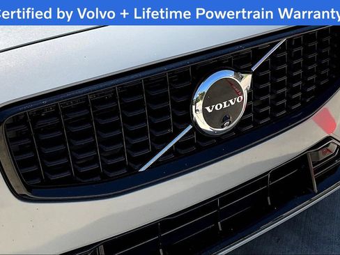 Used 2025 Volvo S60 B5 Plus FWD image 39