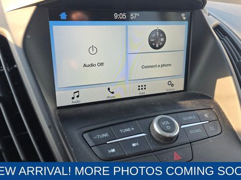 Used 2019 Ford Escape SE image 18