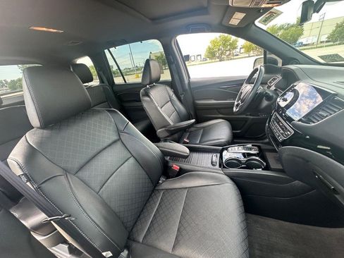 Used 2023 Honda Passport Elite image 15