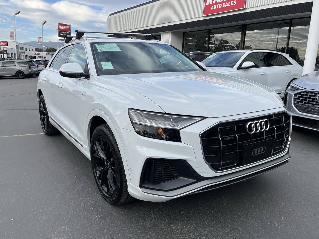 Used 2022 Audi Q8 Premium Plus AWD/4WD image 2