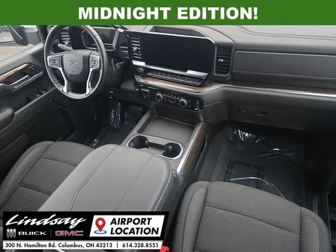 Used 2024 Chevrolet Silverado 2500 LT w/ Midnight Edition image 28